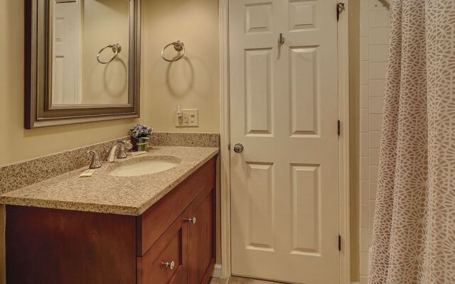 Evian 240 by RedAwning