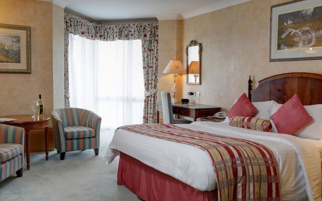 Blunsdon House Hotel