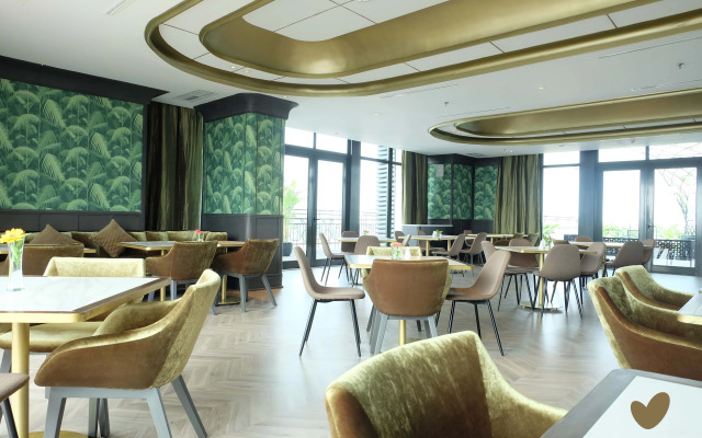 Goodrich Suites, Jakarta