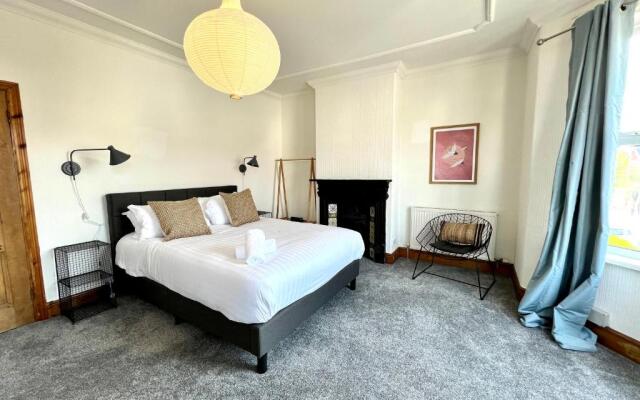 Whitchurch House by Switchback Stays