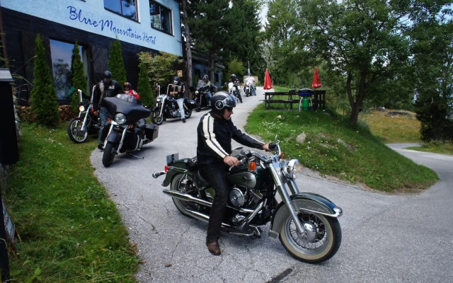 Blue Mountain Hotel
