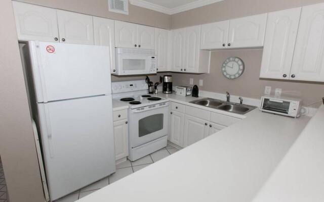 Seaside Beach & Racquet Club