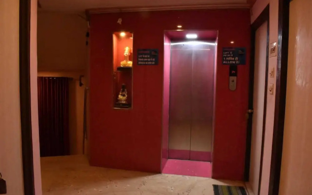Hotel Shri Ram International