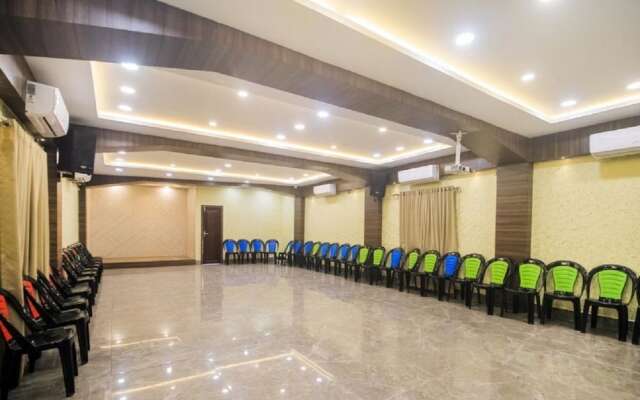 Hotel Grand Palace Banquet by OYO Rooms