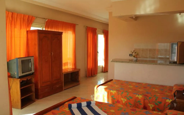 Golden Rose Hotel
