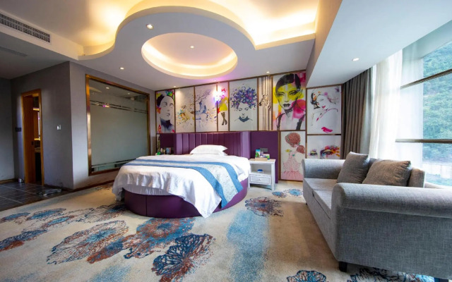 Lingyun Zhuangzhi Lingyun International Hotel