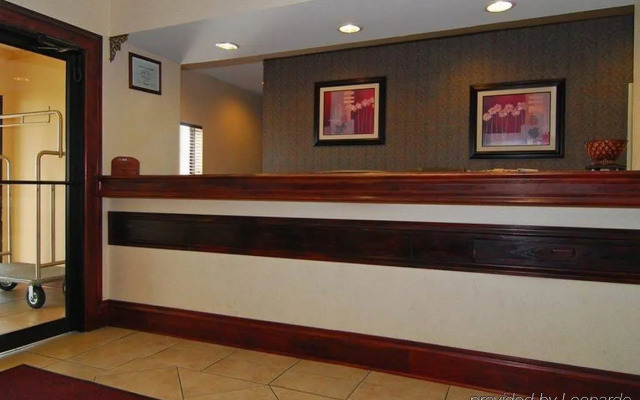 Red Roof Inn & Suites Monee