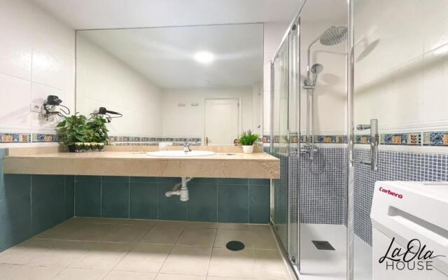 La Ola House Precioso apartamento con piscina
