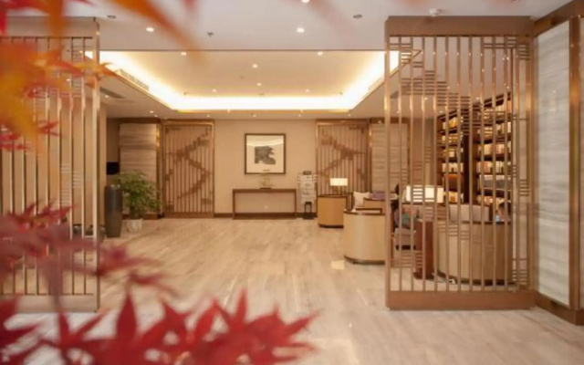 Xinhua Hotel