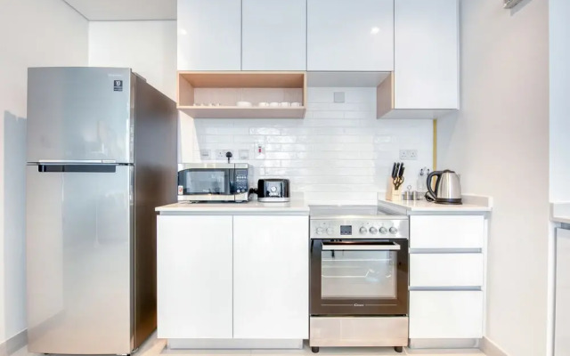 Capital Living On Reem: The Bridges