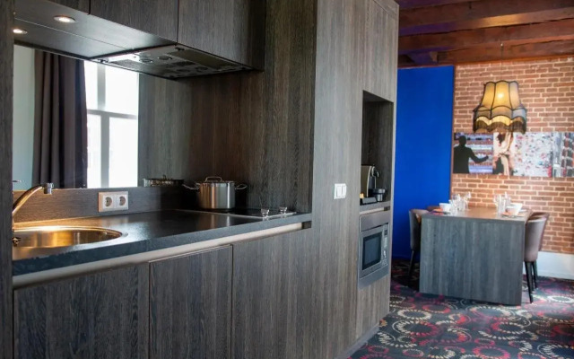 Eden Studios and Apartments