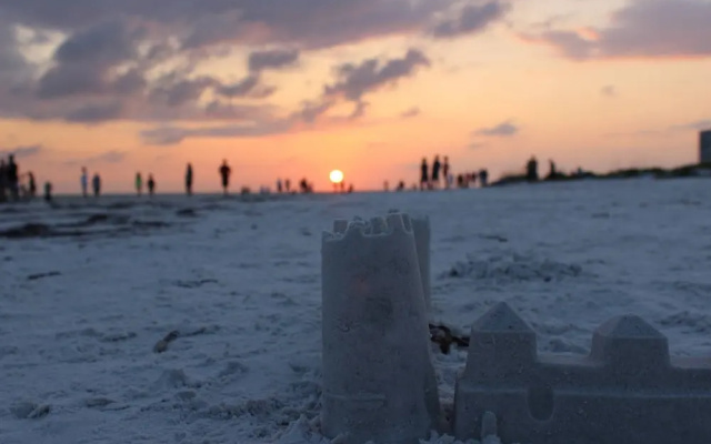 White Sands Walk to Siesta Beach