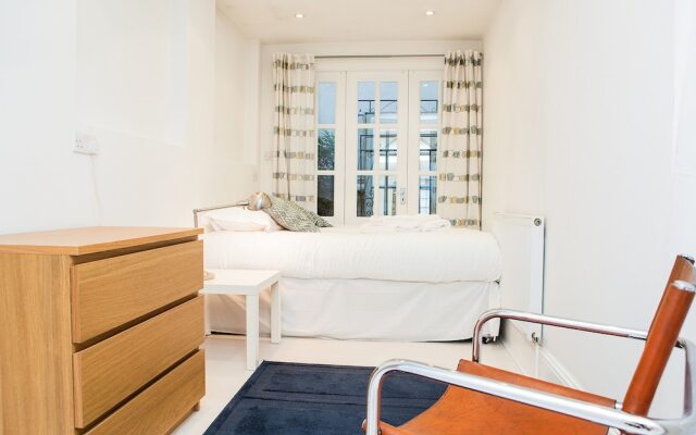 2 Bedroom Apartment in Marylebone