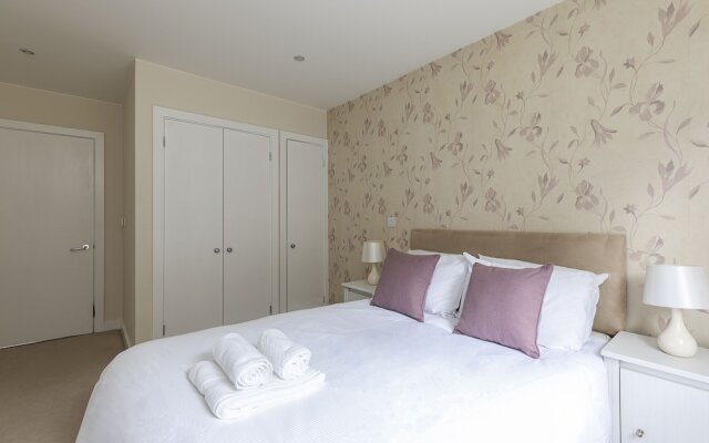 Beautiful 2BR Flat w/ Garden, 10 min to Stockwell