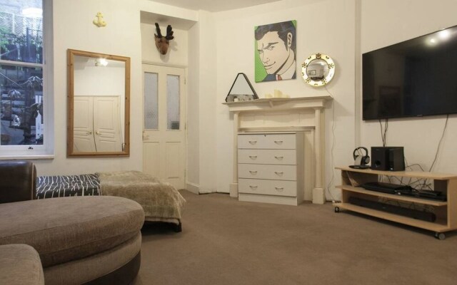 Charming Large Bloomsbury Apartment