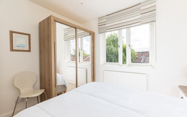 Lovely 3-bed House in Brixton Near Clapham Common