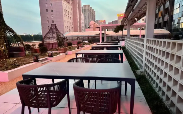 Home2 Suites by Hilton Handan East Railway Station