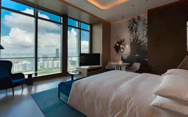 Renaissance Shenzhen Bay Hotel