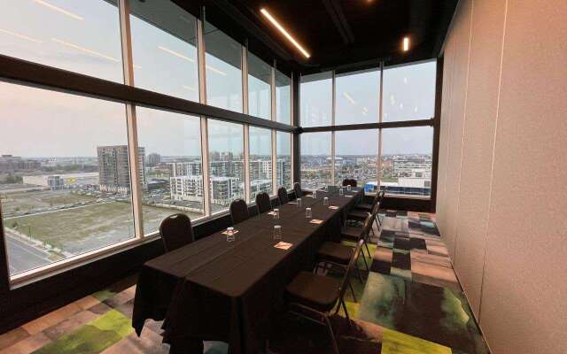 Grand Times Hotel Laval - Centropolis