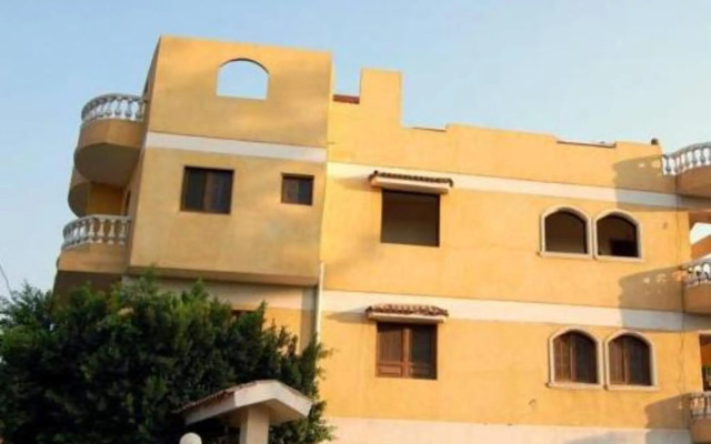 Sakkara Inn Hotel