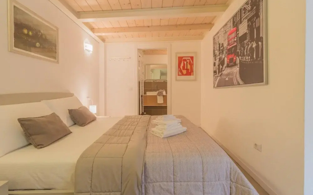 The Sweet Square Flat