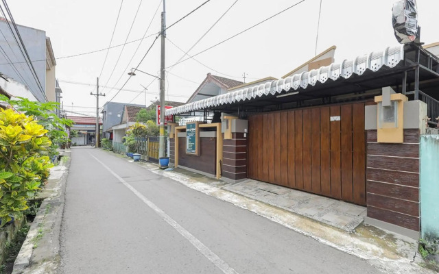 OYO 90061 Melati House Syariah