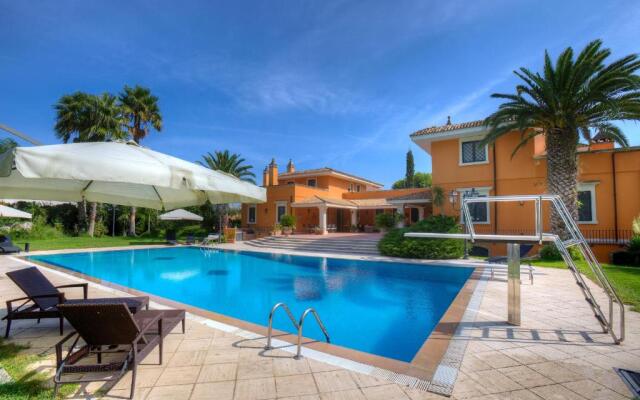 Villa piscina, calcio, tennis, beach-volley m990