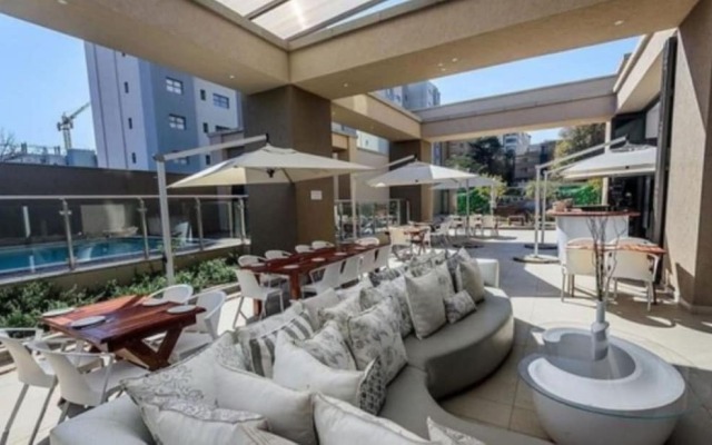 Sandton Skye Apartment - 616