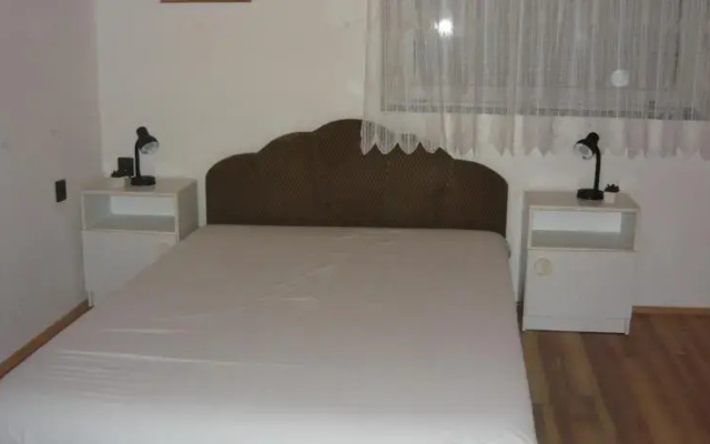 Kaponya Nyaralóház