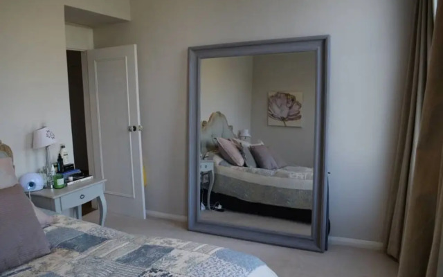 Decorated 1 Bedroom in Ladbroke Grove
