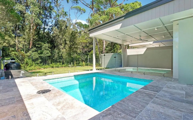 MANZI, Jervis Bay