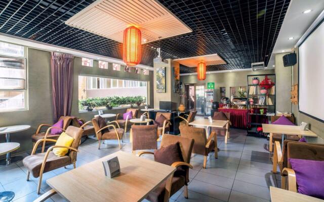 Badi Hotel Chuanxin Drum Tower Station