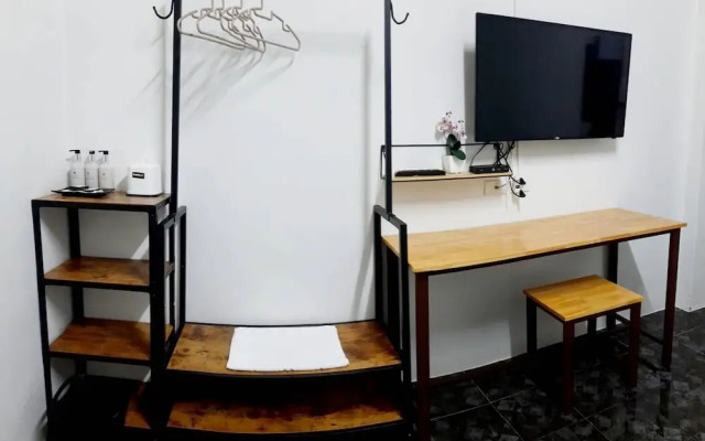 Ada Apartment