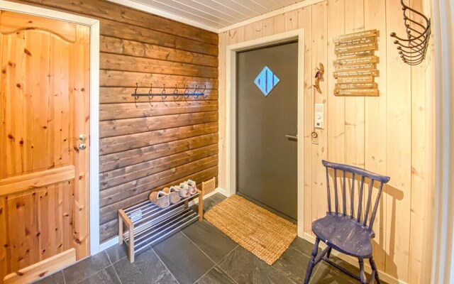 Amazing Home in Lillehammer With Wifi, 3 Bedrooms and Sauna