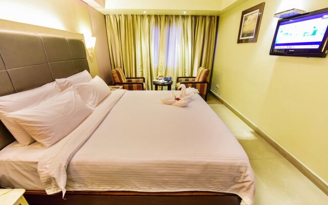 Hotel Swosti Grand