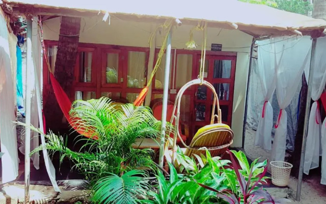 Lactos Cressida Resort