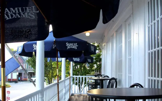 Tilton Inn
