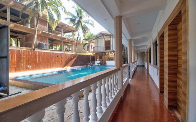 Hotel Pleasure Inn near Turtle Beach, Morjim