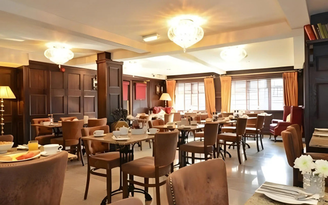 Celtic Lodge Guesthouse - Restaurant & Bar