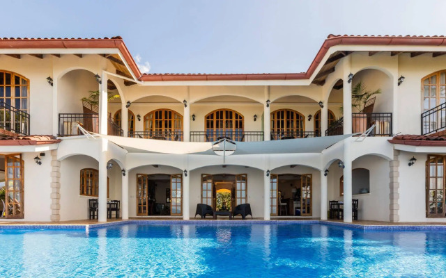 El Castillo Boutique Luxury Hotel