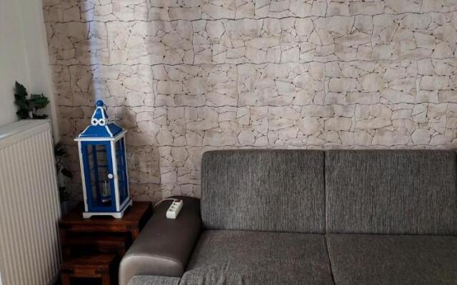 Athens Riviera apt with seaview, 15' to Acropolis
