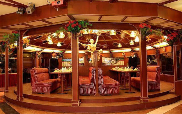 2 BR Rustic hut in Fagu, Shimla, by GuestHouser (912C)