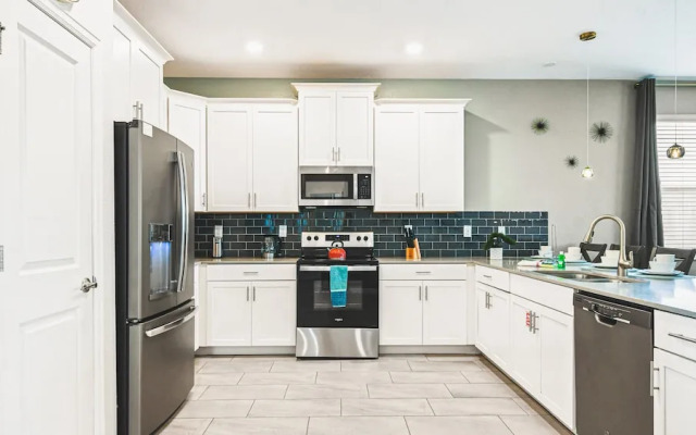 Themed Bedrooms & Private Pool Near Disney