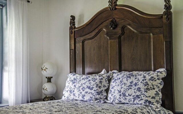 Wades Point Inn on the Bay