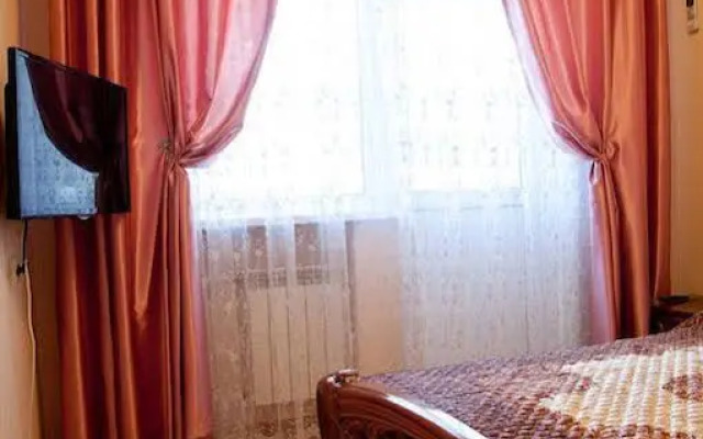 Paradise Hotel