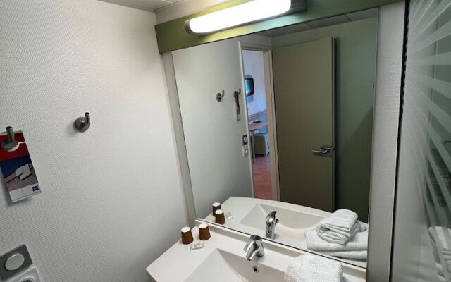 ibis budget Marseille Est Porte d'Aubagne