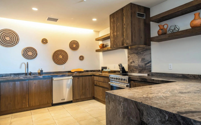 1 Homes Cabo