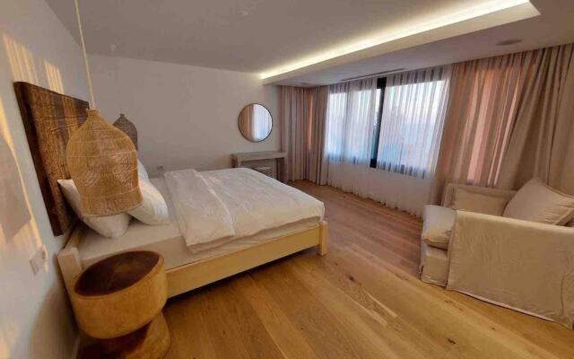 Yalikavaks Finest Mansion