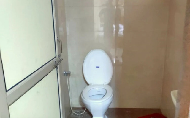 Hotel Milan Gurukul Road
