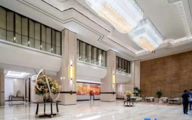 Wyndham Grand Plaza Royale Loudi